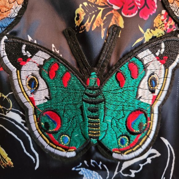 FLORAL EMBROIDERED PARROTS & BUTTERFLY BOMBER JACKET Size Small - Picture 9 of 15